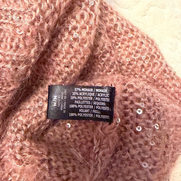 Icone Pink 57% Mohair/Sequin Sweater-NWOT-Size Medium-Scoop Neck - Picture 7 of 7